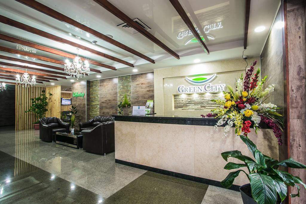 Green City Hotel Бишкек Екстериор снимка