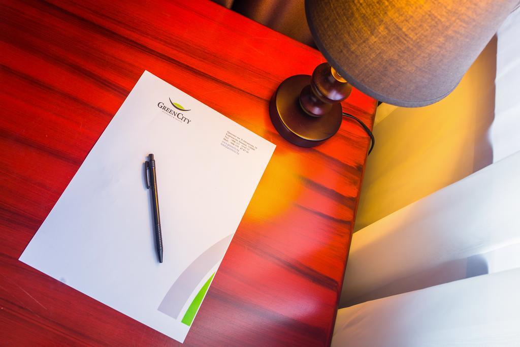 Green City Hotel Бишкек Екстериор снимка