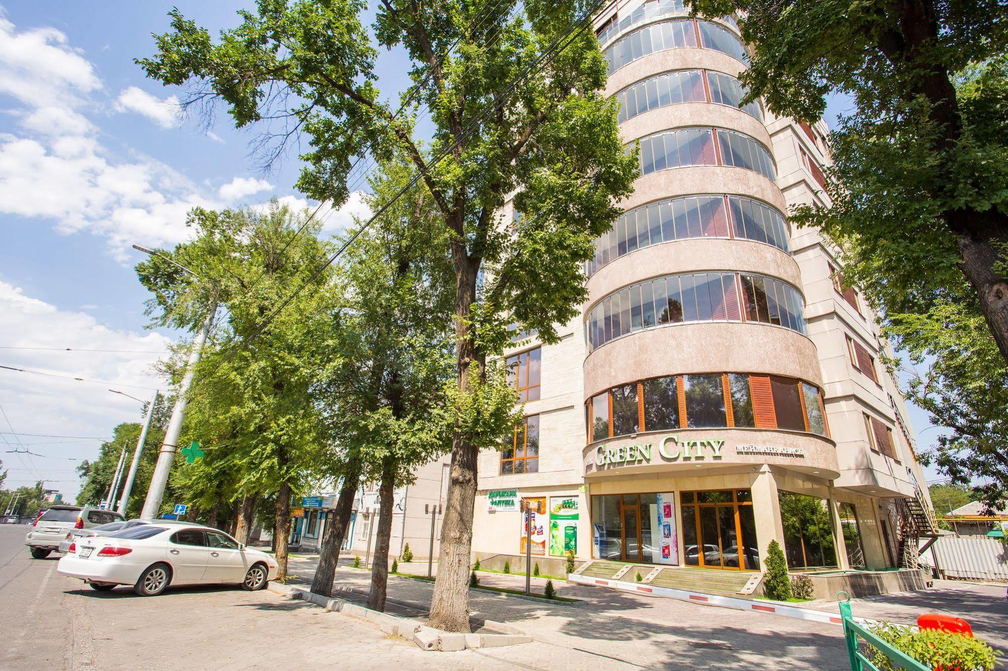 Green City Hotel Бишкек Екстериор снимка